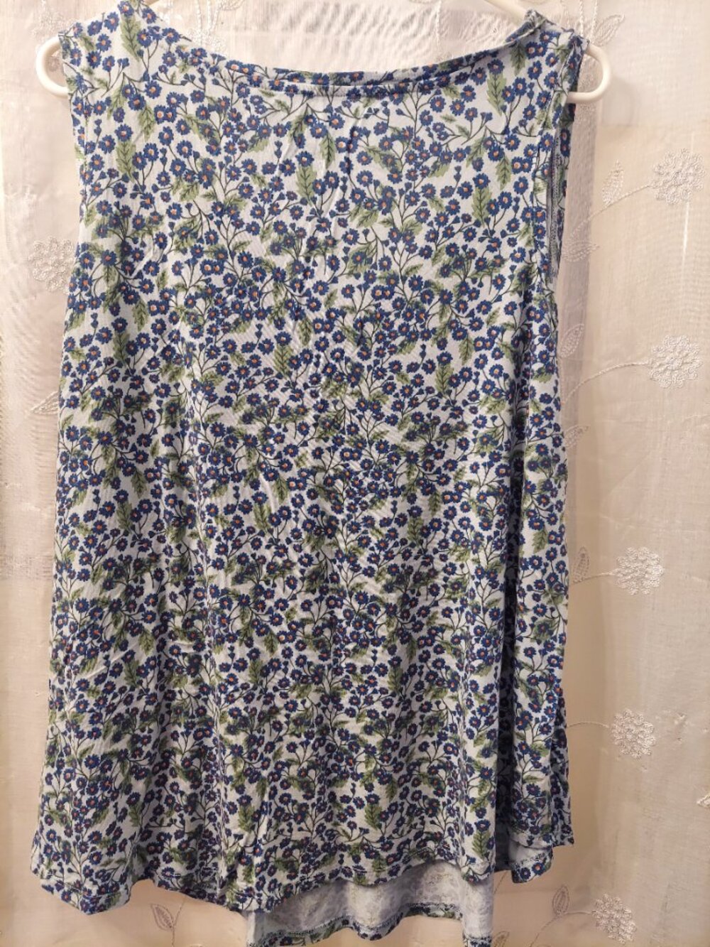 Flowy tank top - Picture 4 of 4